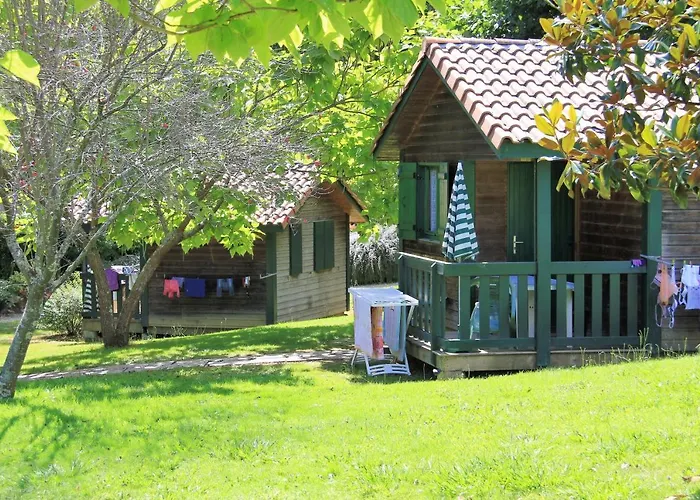 Campingplatz L'oree Du Bois By Noricamp Arthez-de-Bearn